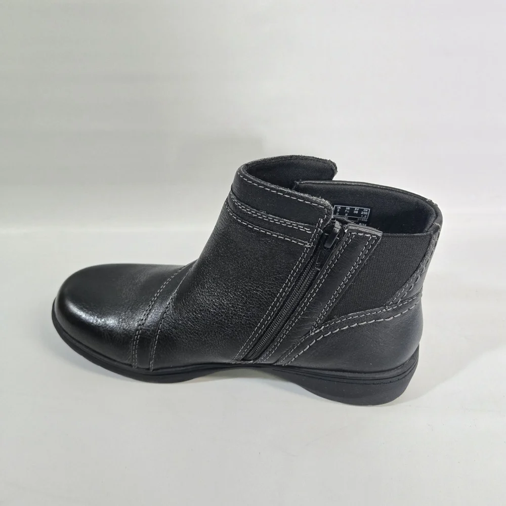 Clarks Women's Carleigh Style Black Leather Ankle Boots 7.5 NIB Comfort Winter
